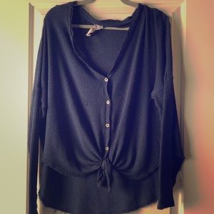 Blue light weight sweater - hi lo back